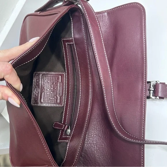 Vintage Coach 7784 Hamptons East West Wine Shoulder Bag Y2K - Picture 9 of 9